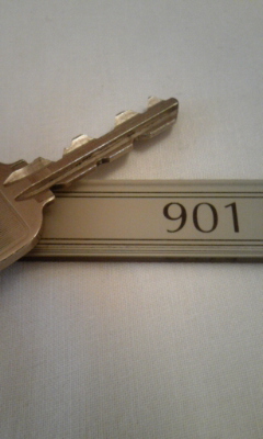901B